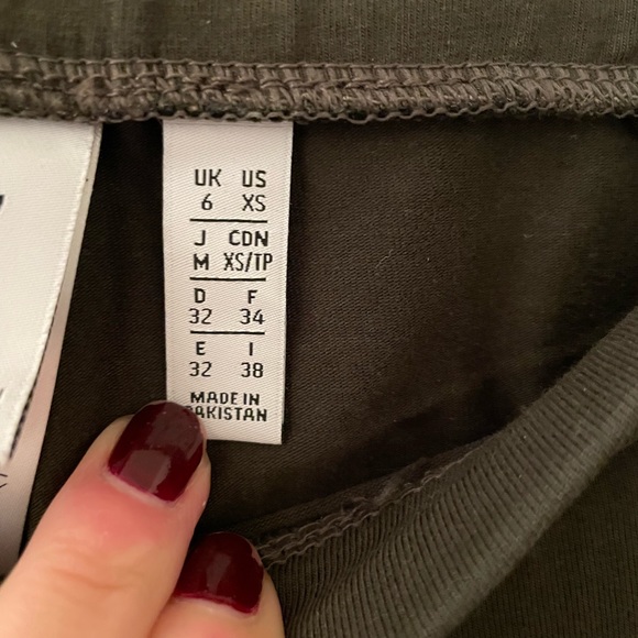 Classic Olive Green Adidas Leggings - Picture 5 of 6